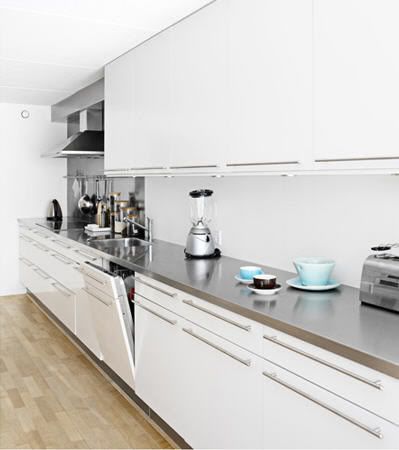 Kitchen minimalist interior design with floor of the parakeet
