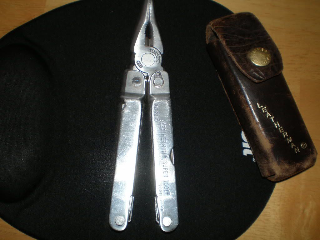 [Linked Image from i152.photobucket.com]