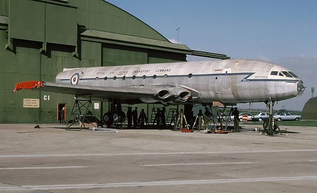  photo COMETXK699LYN1987_zpsf280ce30.jpg