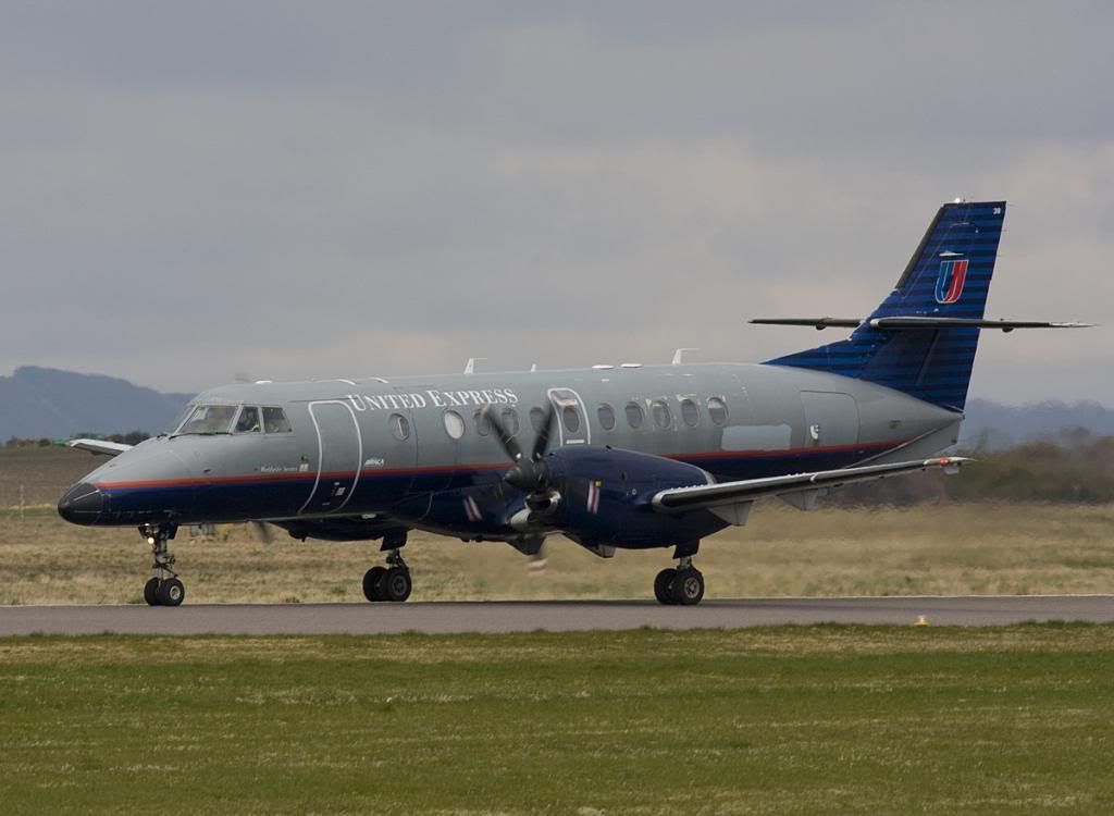 http://i152.photobucket.com/albums/s174/bluetail228/JETSTREAM41UNITEDEXPRESSN318UEG-TEXAHIGHLANDAIRWAYSINV12-4-08_2_zps6e21304d.jpg