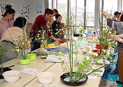 Forum Image: http://i152.photobucket.com/albums/s177/artvan99/ikebana2.jpg