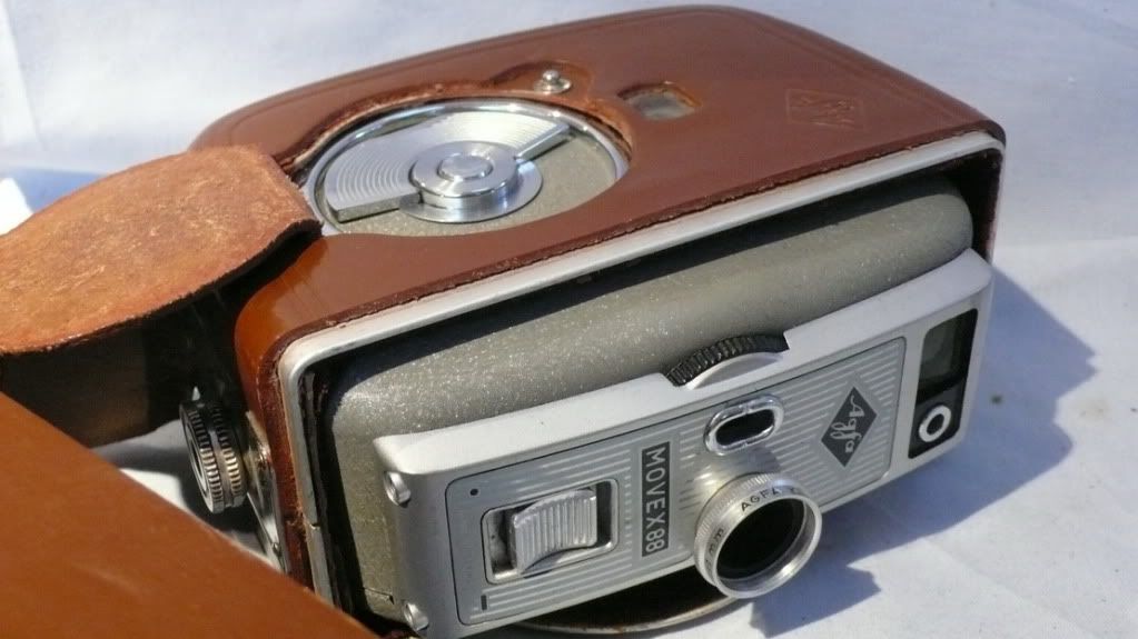 agfa-movex-88-cased-vintage-cine-camera-999-1931-p.jpg