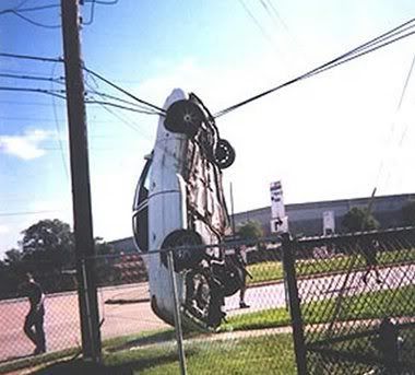 funny_pictures_Strange_Car_Accident.jpg