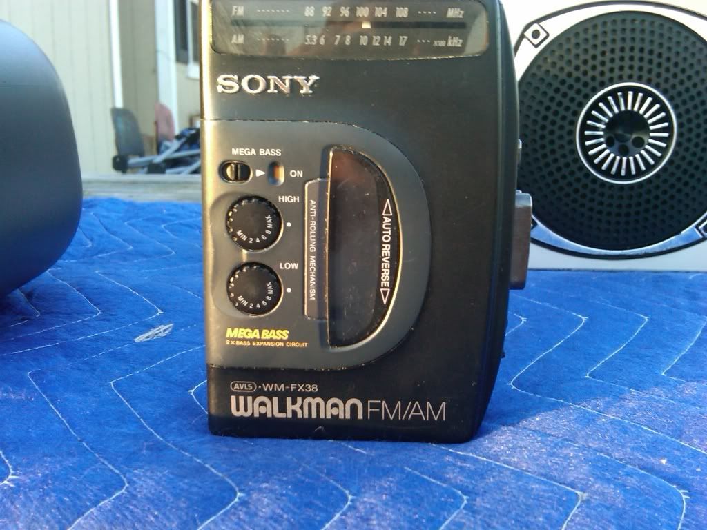 SonyCFD-6PanasonicLTDWalkman5.jpg