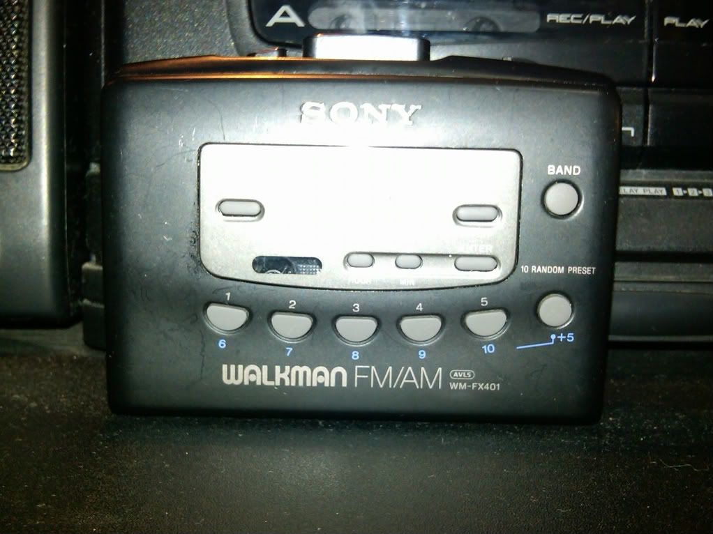 SonyWalkmanDigitalWM-FX4012.jpg