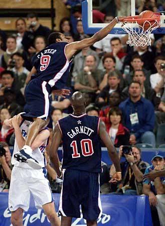 vince carter dunking over 7 footer. posted Be vince carters , pm at jerseys Fredericalex morrow vince brandon kray krayvince carters onlinetdevilsg wrote Vince+carter+olympic+dunk+over+7