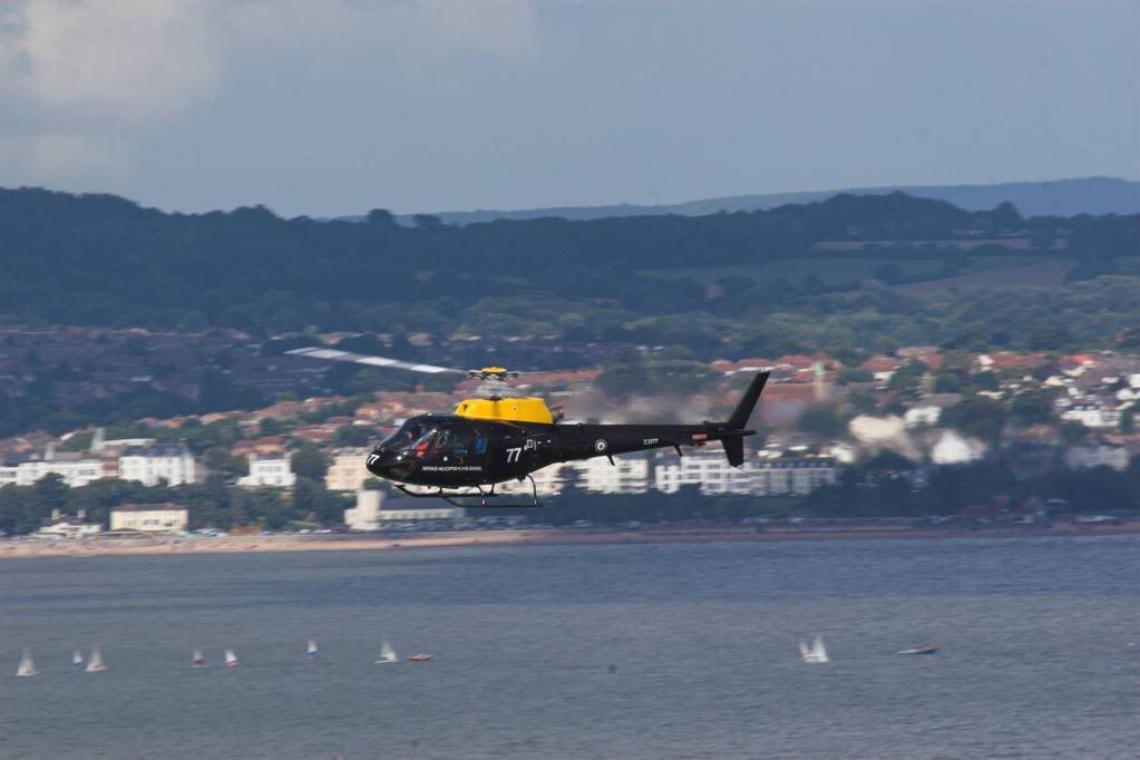 IMAGE: http://i152.photobucket.com/albums/s194/avpixweb/6524c540.jpg