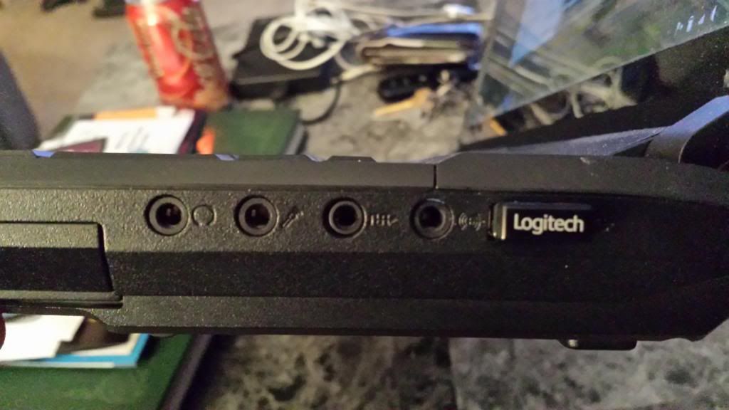 What are these audio jack symbols on my laptop?