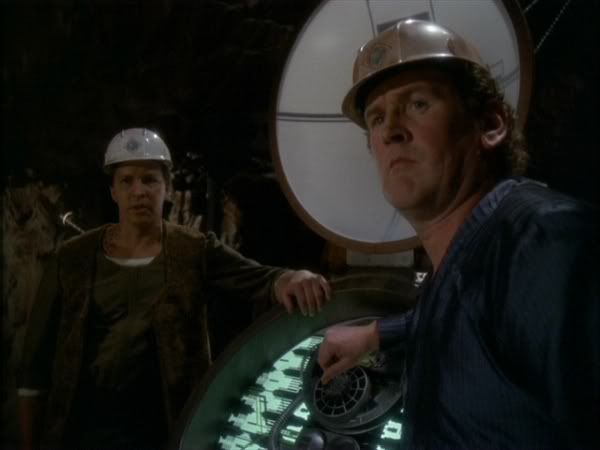 DS9Caps2.jpg
