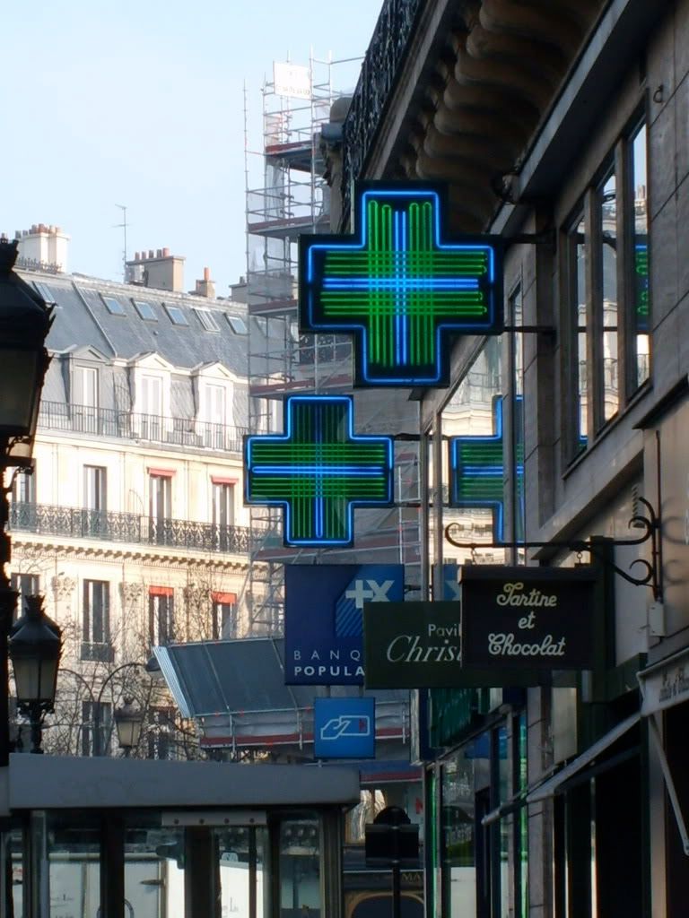 Pharmacie Signs