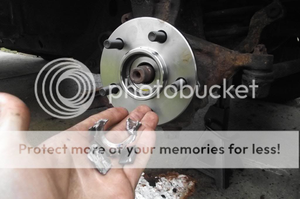 Really stuck axle nut... How can I get this motha' off? NASIOC