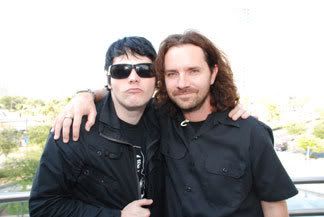 http://i152.photobucket.com/albums/s172/ice_bo/MCR/30.jpg