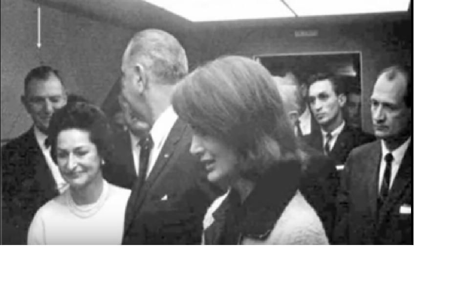 photo Oath of Office_zps8erglhwg.jpg